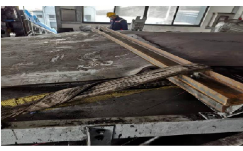 KWZK必威体育在线注册,必威体育（中国）钢丝输送带硫化机胶接工艺流程分享